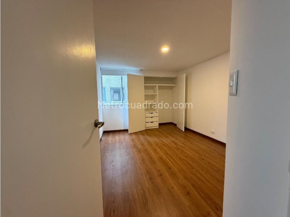 VENDO APTO CASTELLANA — foto 4