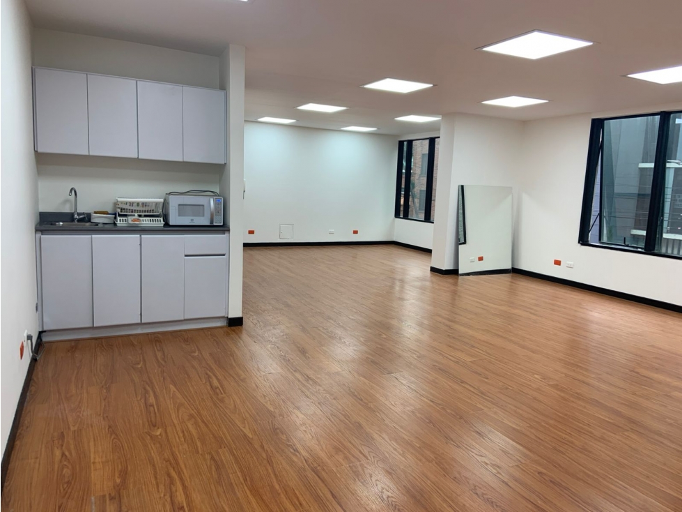 VENDO OFICINA SANTA BARBARA — foto 4