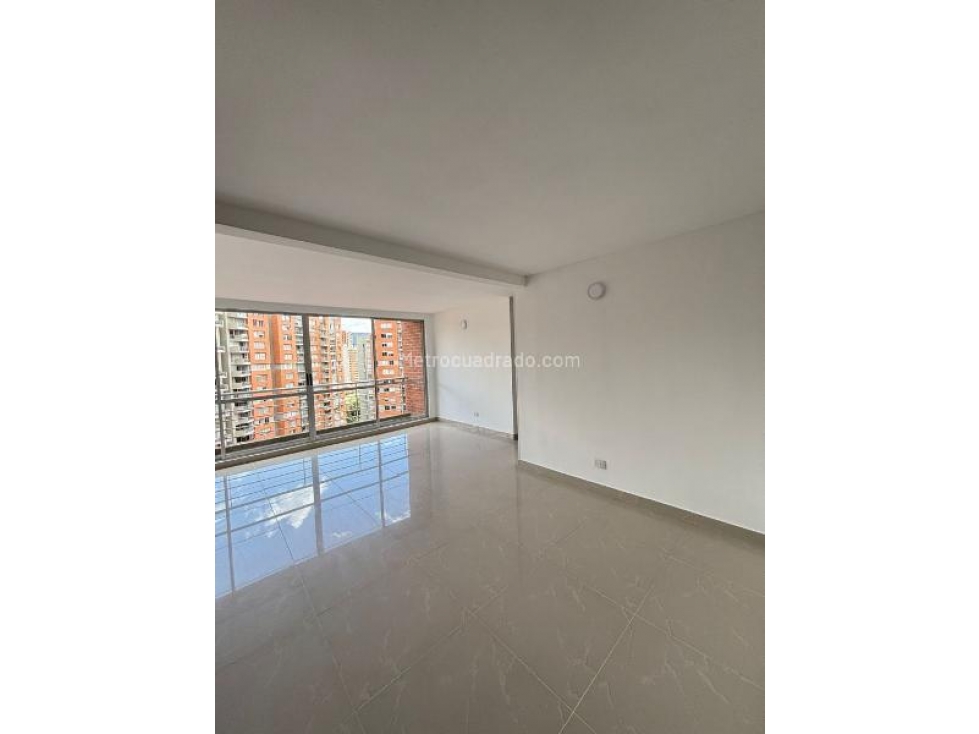VENDO APTO ALAMEDA CLL 170