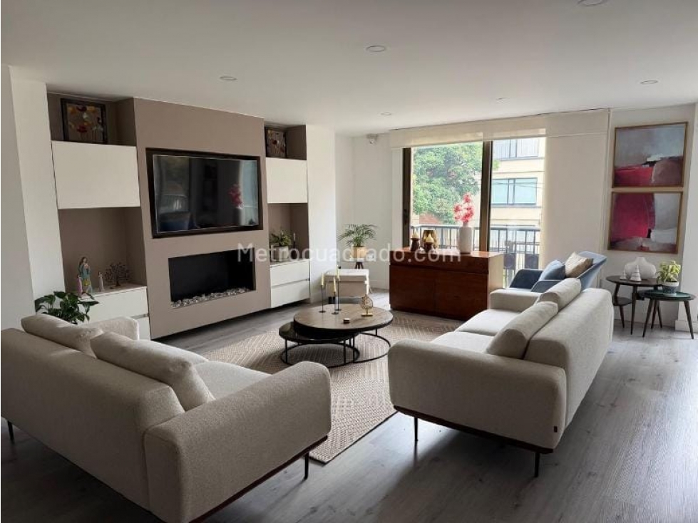 VENDO APTO DUPLEX CHICO NAVARRA