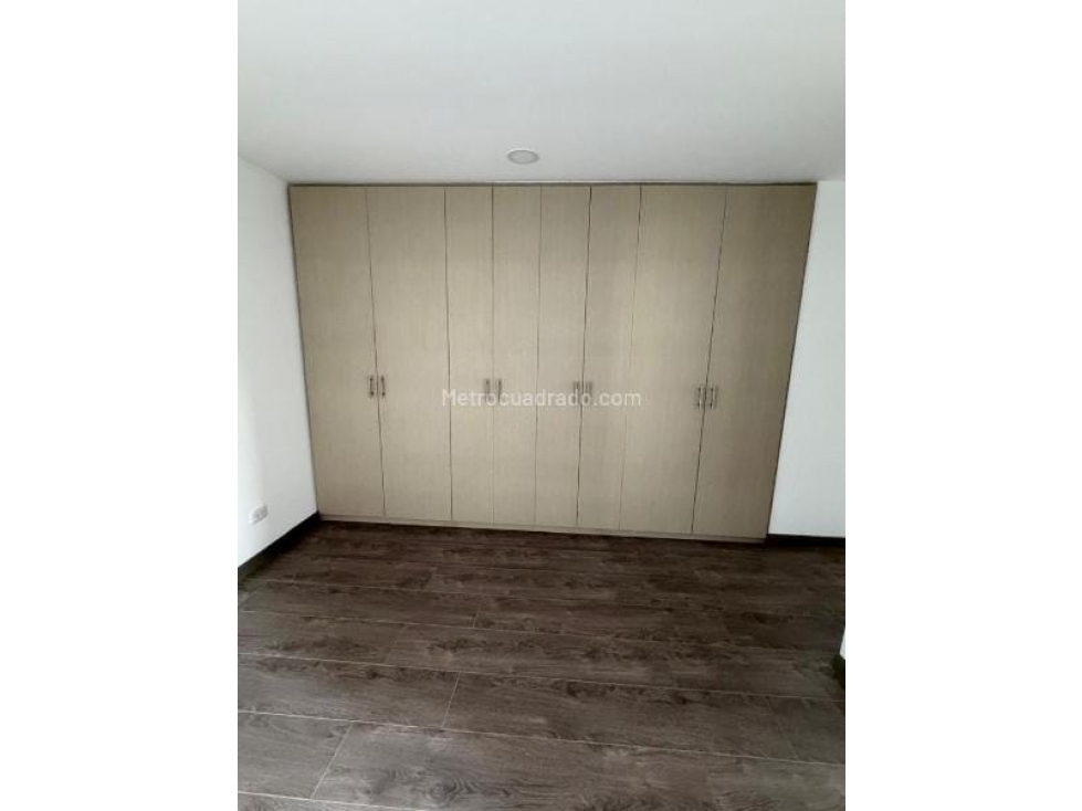 VENDO APTO CASTELLANA — foto 5