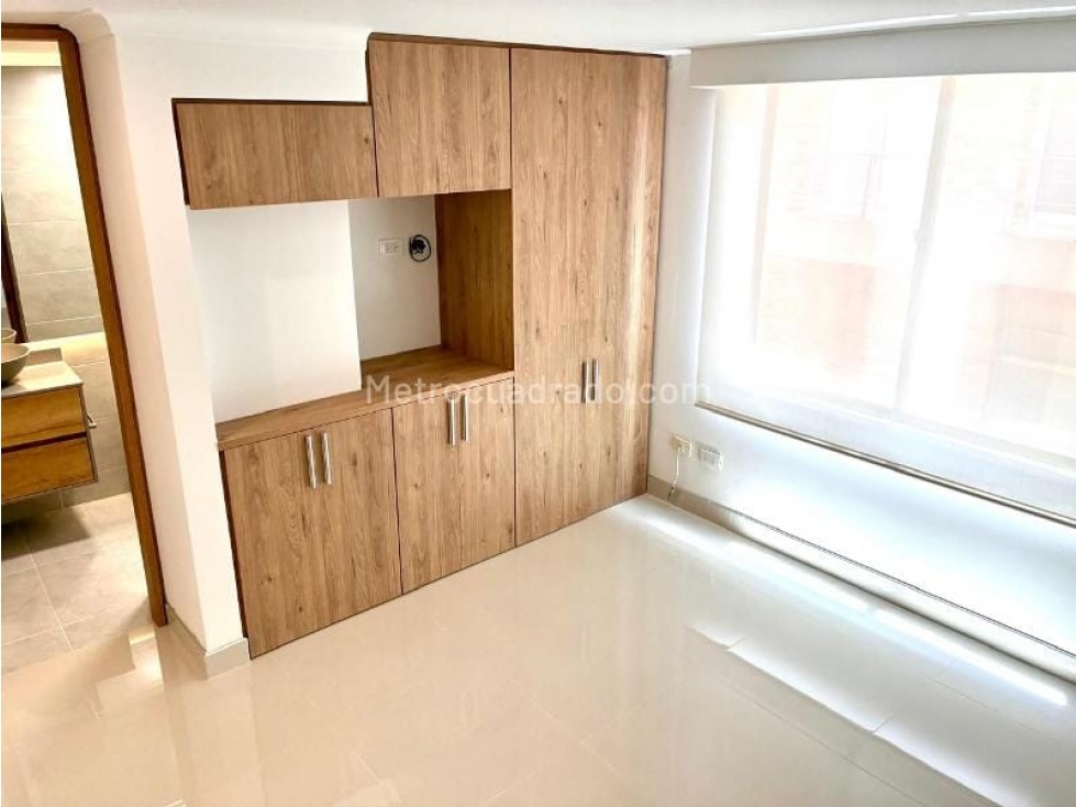VENDO APTO CHICO — foto 4