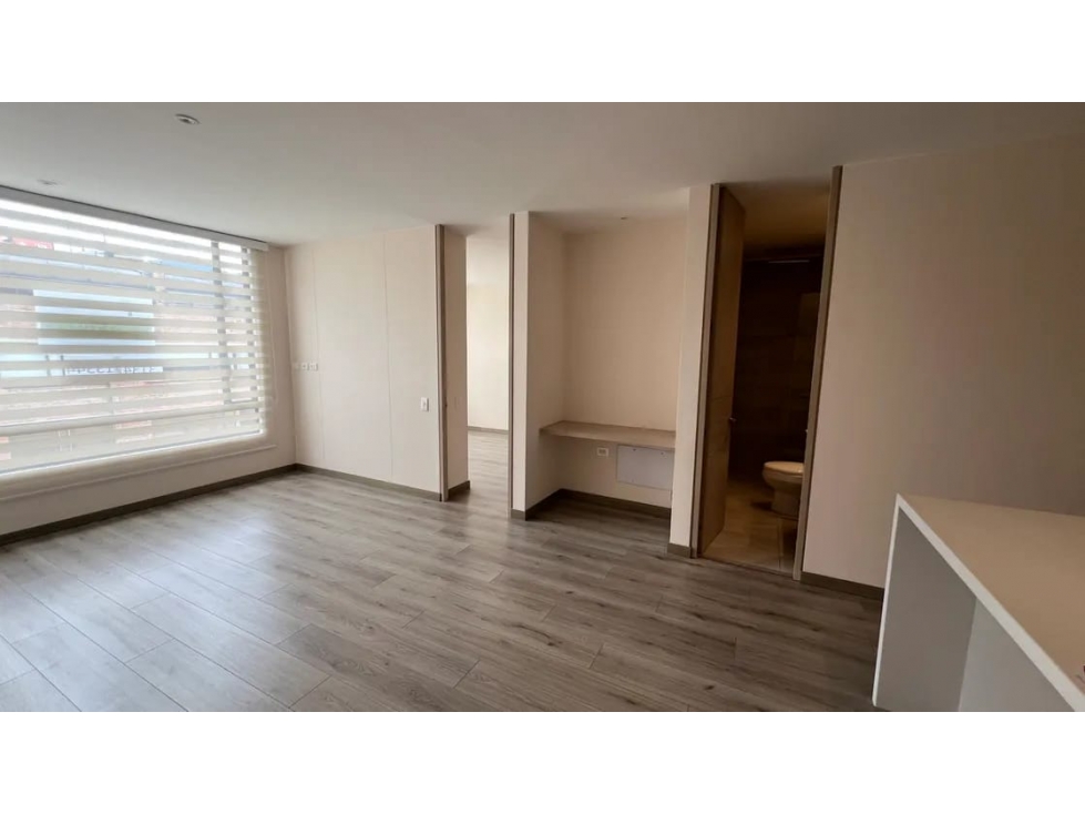 VENDO APTO LA CASTELLANA — foto 2