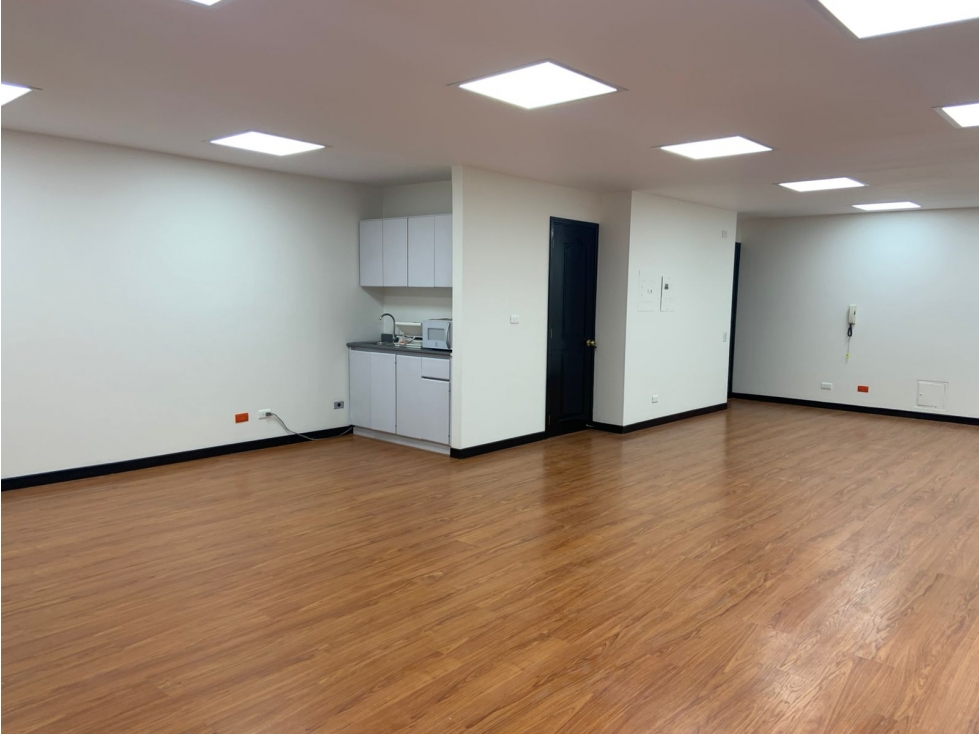 VENDO OFICINA SANTA BARBARA — foto 2