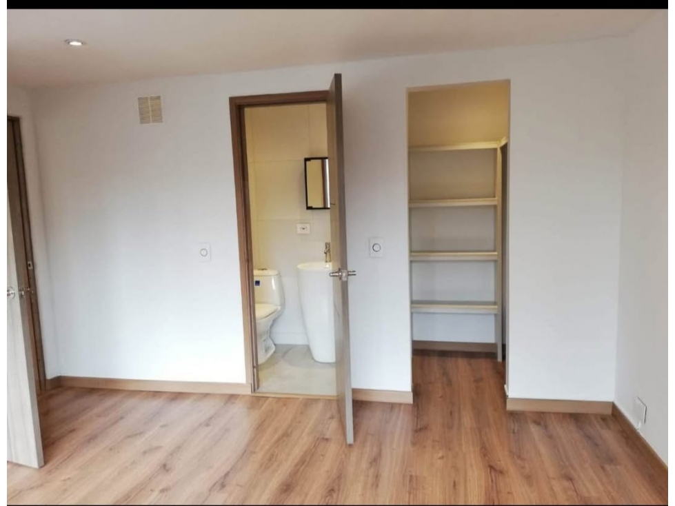 VENDO APTO CHAPINERO ALTO — foto 3