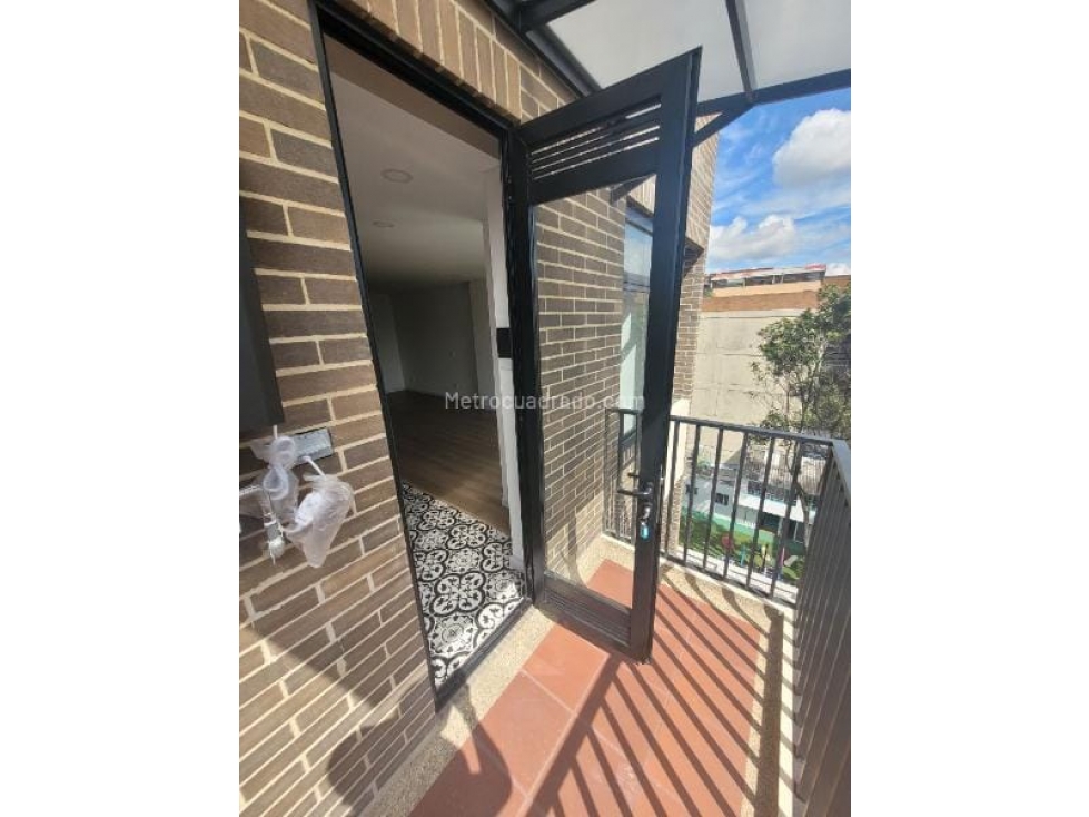 VENDO APTO PASADENA