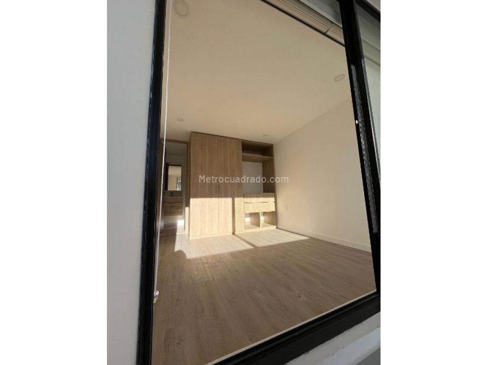 VENDO DUPLEX APARTAMENTO PUENTE LARGO — foto 4