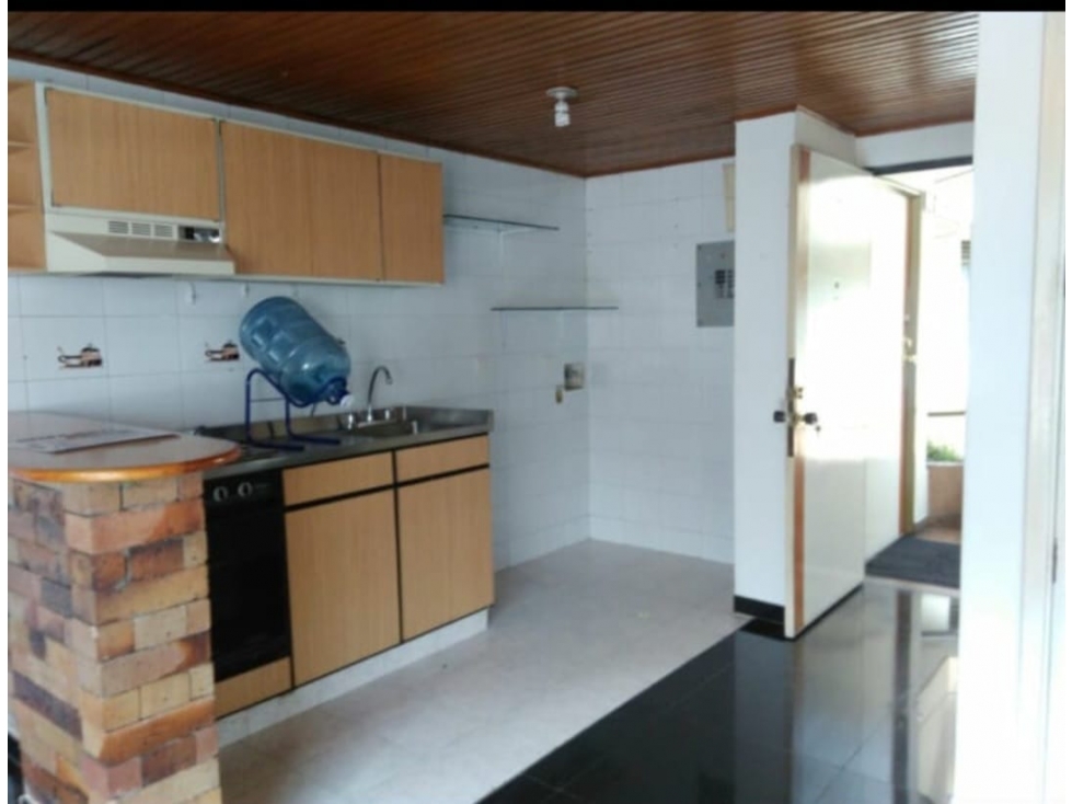 VENDO APTO CHAPINERO ALTO