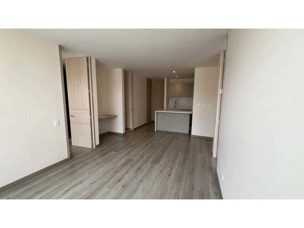 VENDO APTO LA CASTELLANA — foto 3
