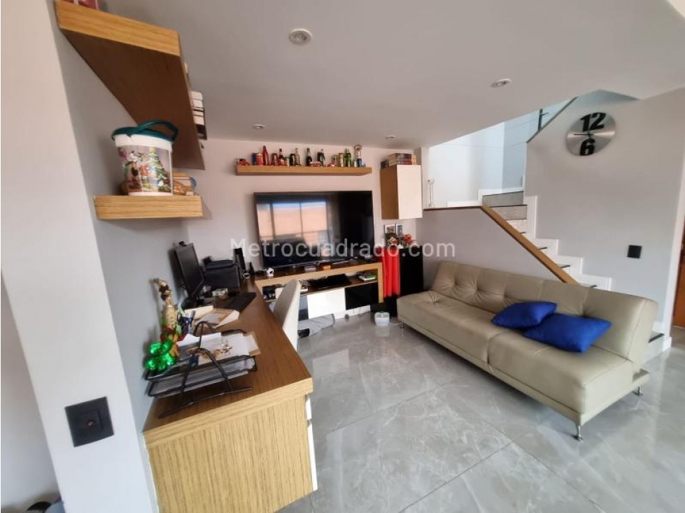 VENDO APTO CEDRITOS DUPLEX PH — foto 4