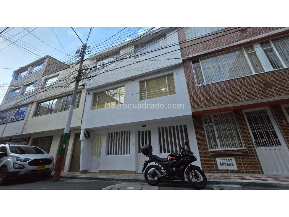 VENDO CASA ALTABLANCA