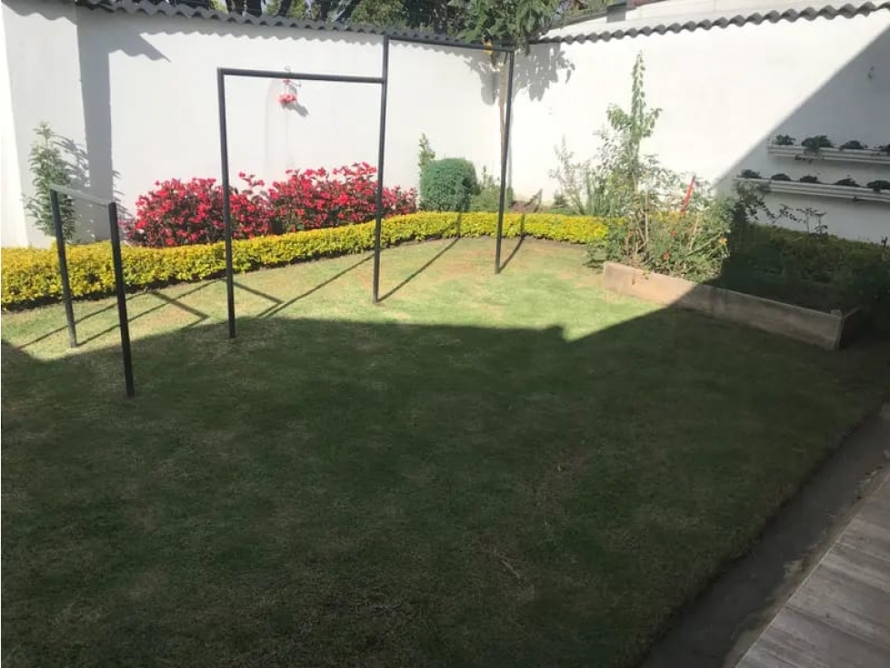 VENDO CASA EN NIZA
