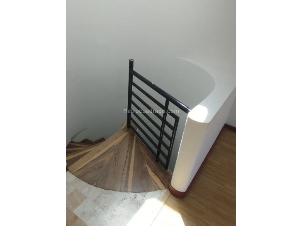 VENDO APTO CHICO — foto 4