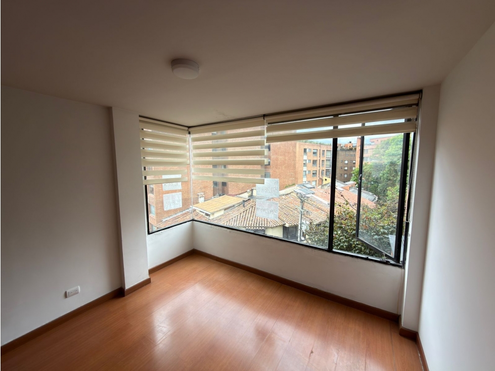 VENDO APTO ROSALES — foto 2