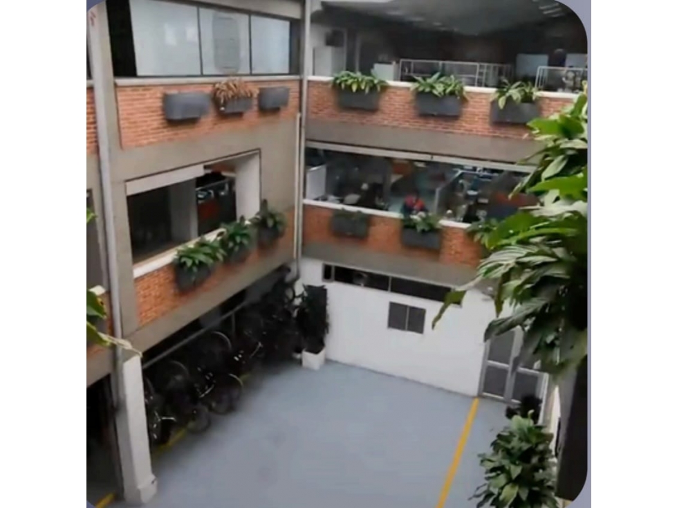 VENDO EDIFICIO MONTEVIDEO