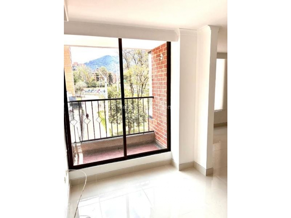 VENDO APTO CHICO — foto 3