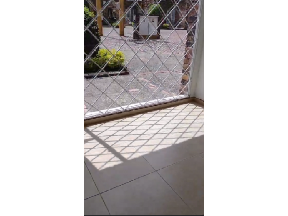 SE VENDE CASA CERCA AL CENTRO COMERCIAL SANTA FE DE BOGOTA — foto 6