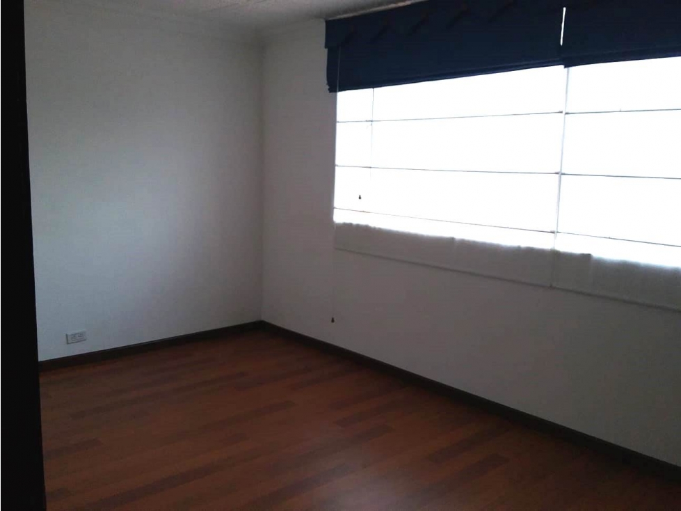VENDE APARTAMENTO PENT-HOUSE EN BARRIO EL RECUERDO BOGOTÁ