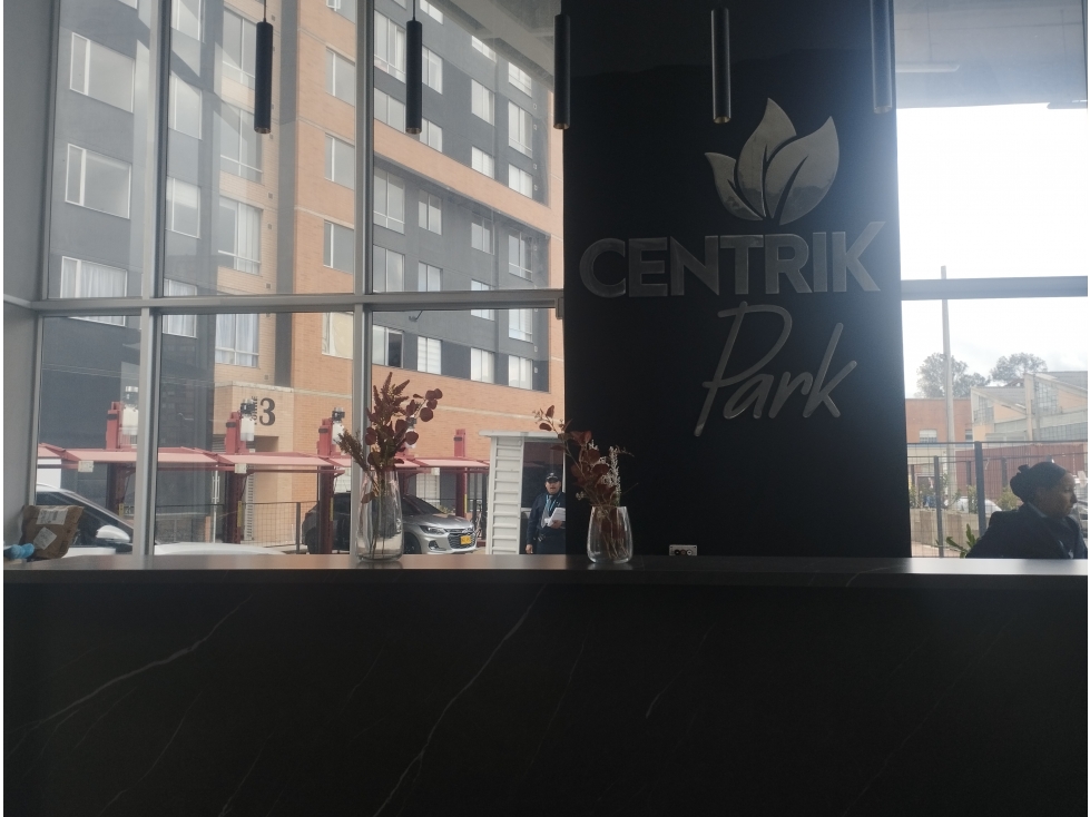 ARRIENDA APARTAESTUDIO EN INDUSTRIAL CENTENARIO — foto 3