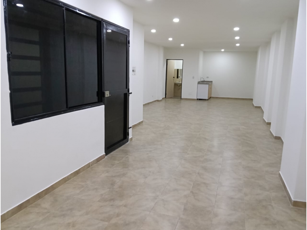 VENDE LOCAL CERCA AL CENTRO DE FONTIBON — foto 3