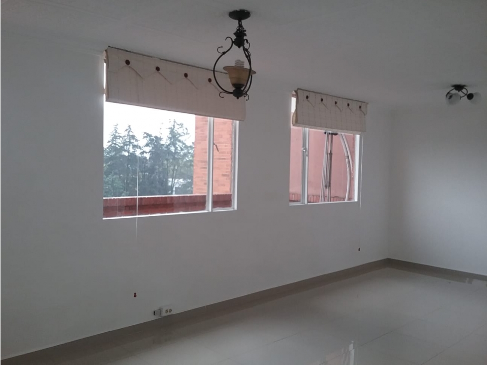 VENDE APARTAMENTO PENT-HOUSE EN BARRIO EL RECUERDO BOGOTÁ — foto 4