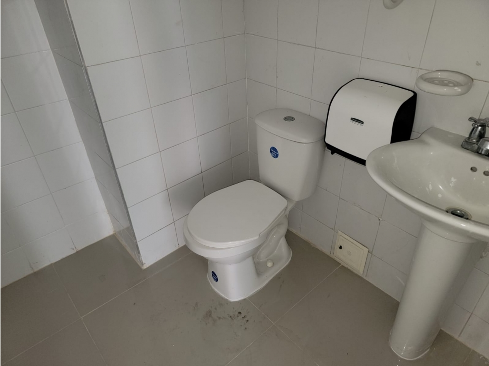 Arriendo de Local En Porvenir . Barranquilla. — foto 2