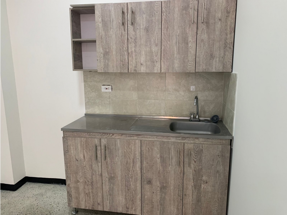 ARRIENDO LOCAL EN EL CENTRO, MANIZALES CALDAS — foto 3