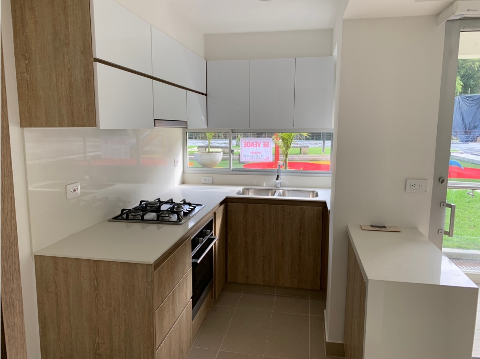 VENTA DE APARTAMENTO EN LA AV. ALBERTO MENDOZA, MANIZALES-CALDAS — foto 2