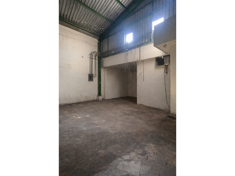 Venta de Bodega en Centro de Monterrey - 3
