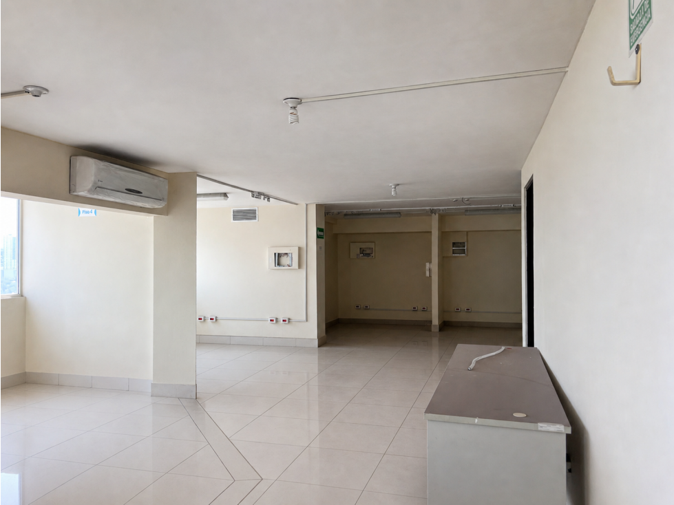 Venta de Edificio en Vista Hermosa - 3