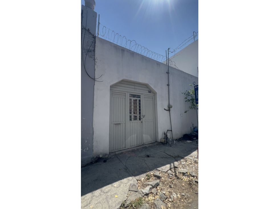 Venta de Propiedad Comercial en Centro de Monterrey - 2