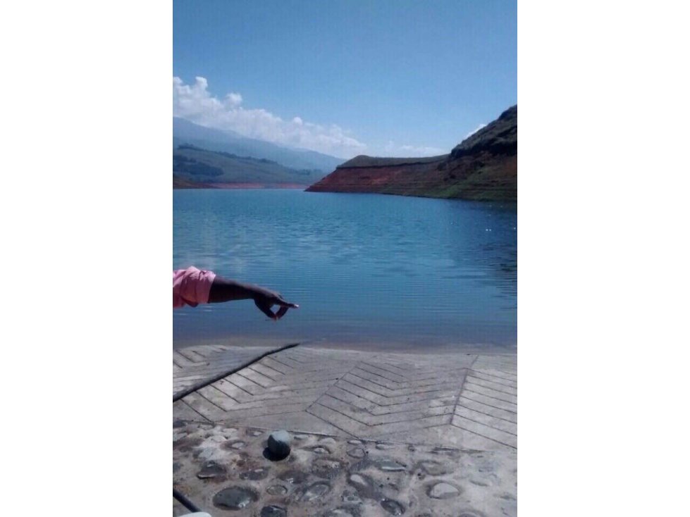 Vendo lote en Parcelación con borde sobre el Lago Calima Valle - 5