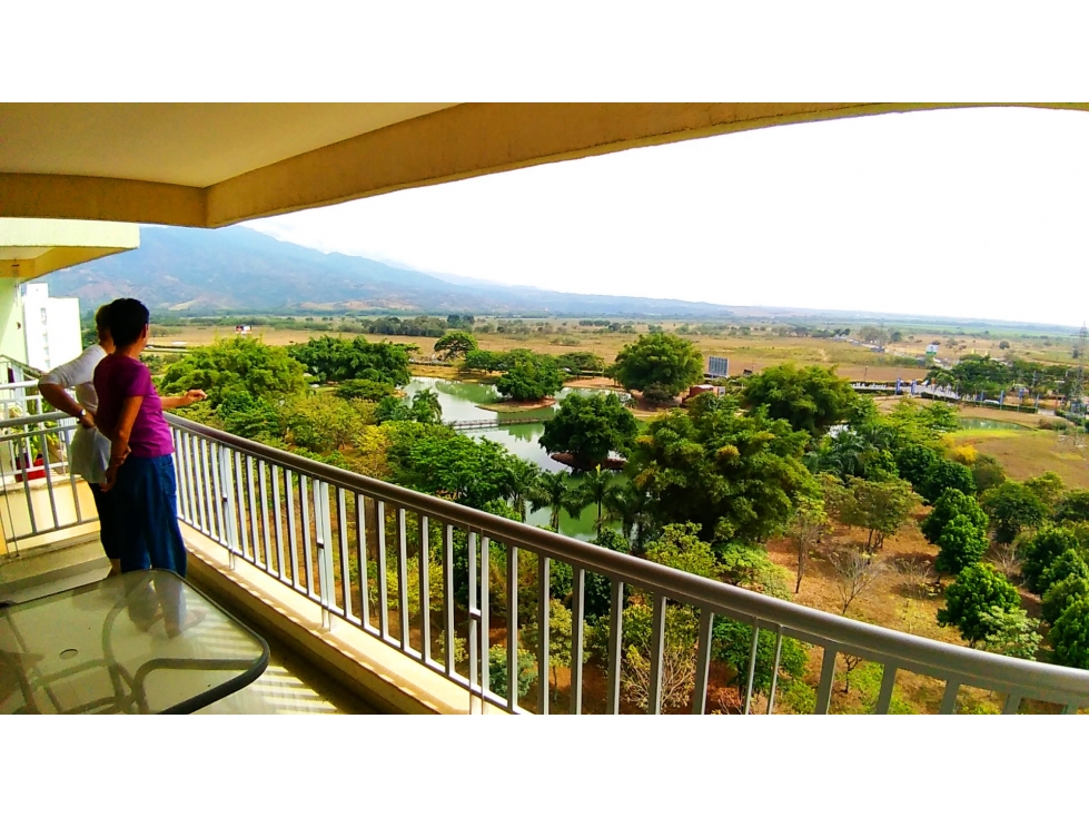 Vendo Apartamento en Lagos de Verde Alfaguara, piso 12, Jamundí