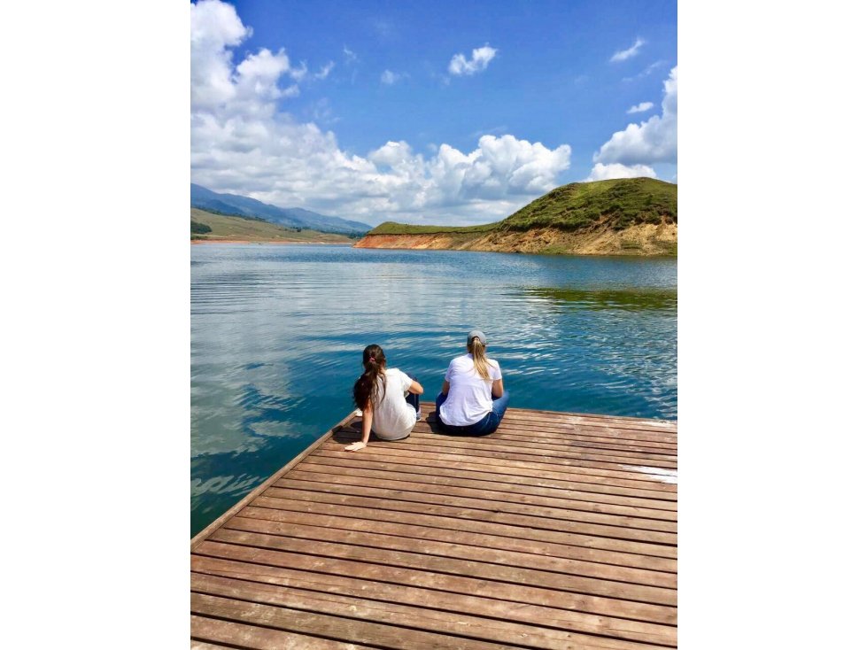 Vendo lote en Parcelación con borde sobre el Lago Calima Valle - 1
