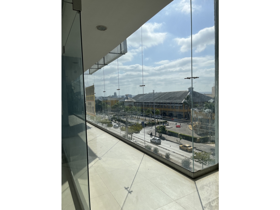 ARRIENDO OFICINA EN LA AVENIDA PEDRO DE HEREDIA - SECTOR LA CASTELLANA — foto 3