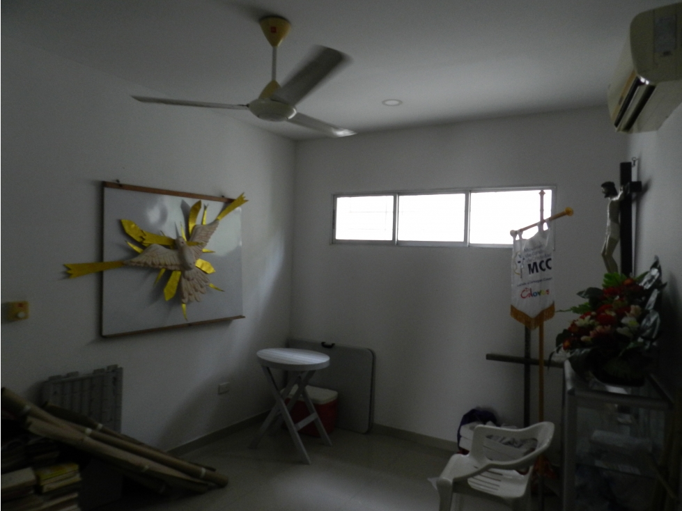 ARRIENDO OFICINA EN SEGUNDO PISO EN EL PIE DE LA POPA -CARTAGENA — foto 4