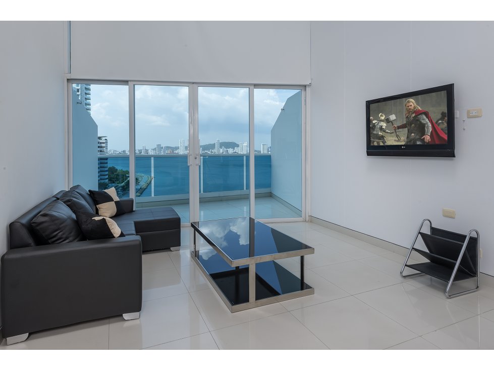 VENTA APARTAMENTO DUPLEX EN CASTILLOGRANDE FRENTE A LA BAHIA CARTAGENA