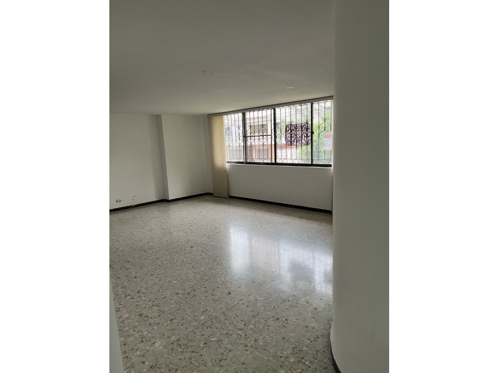VENDO APARTAMENTO EN EL BARRIO LA FLORA, NORTE DE CALI — foto 4