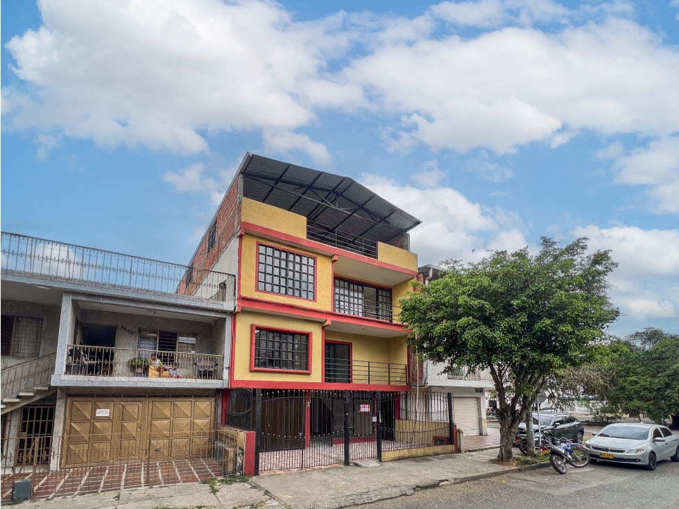 Edificio de apartamentos en venta Atanasio Girardot, Cali