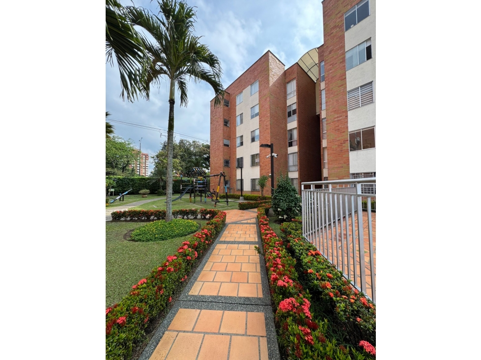 VENDO APARTAMENTO SEGUNDO PISO, BARRIO LA HACIENDA SUR DE CALI — foto 3