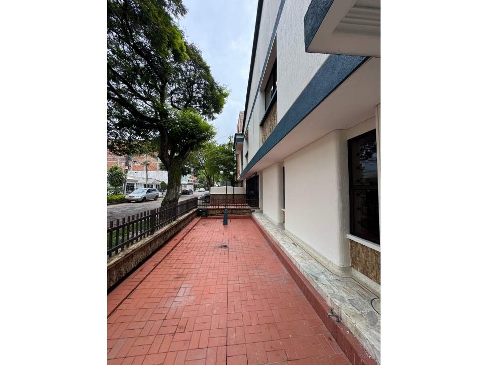 VENDO CASA ESQUINERA EN BARIO SANTA ANITA , CALI VALLE DEL CAUCA — foto 2