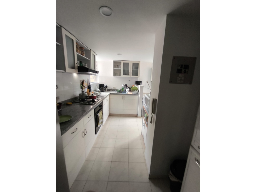 VENDO APARTAMENTO SEGUNDO PISO, BARRIO LA HACIENDA SUR DE CALI — foto 4
