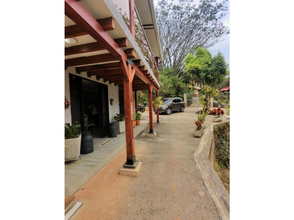 VENDO CASA CAMPESTRE AL OESTE DE CALI VIA A CRISTO REY — foto 2