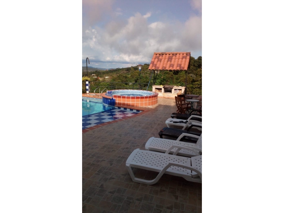 VENDO FINCA EN EL LAGO CALIMA, UNIDAD RESIDENCIAL VALLE DEL CAUCA - 6