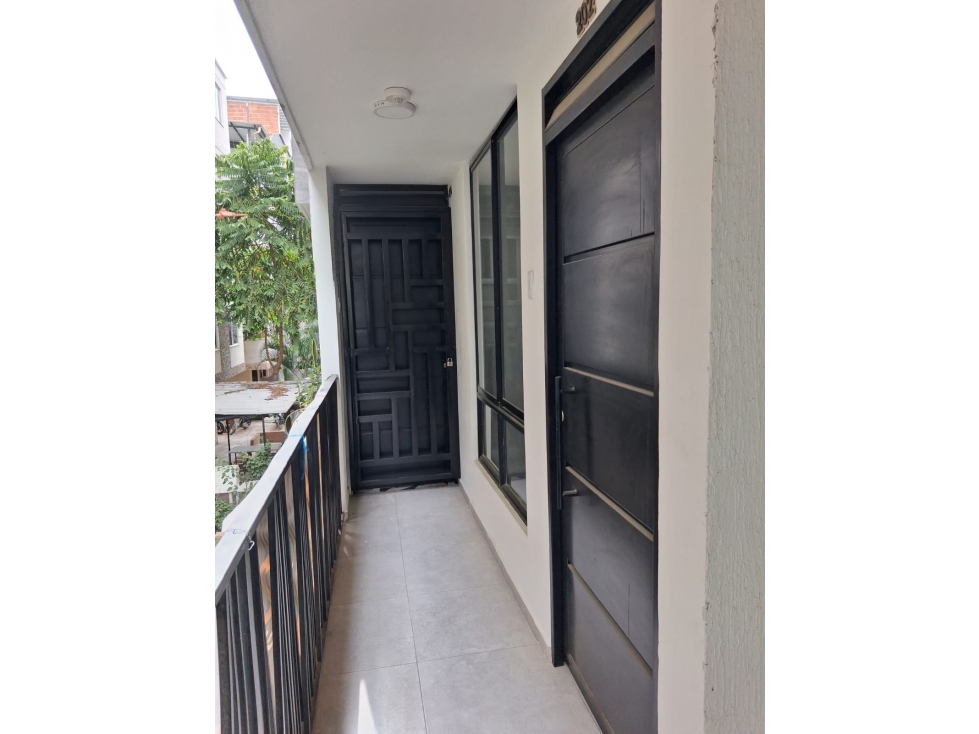 VENDEMOS APARTAMENTO 2 PISO - PUERTO MADERO- GIRON