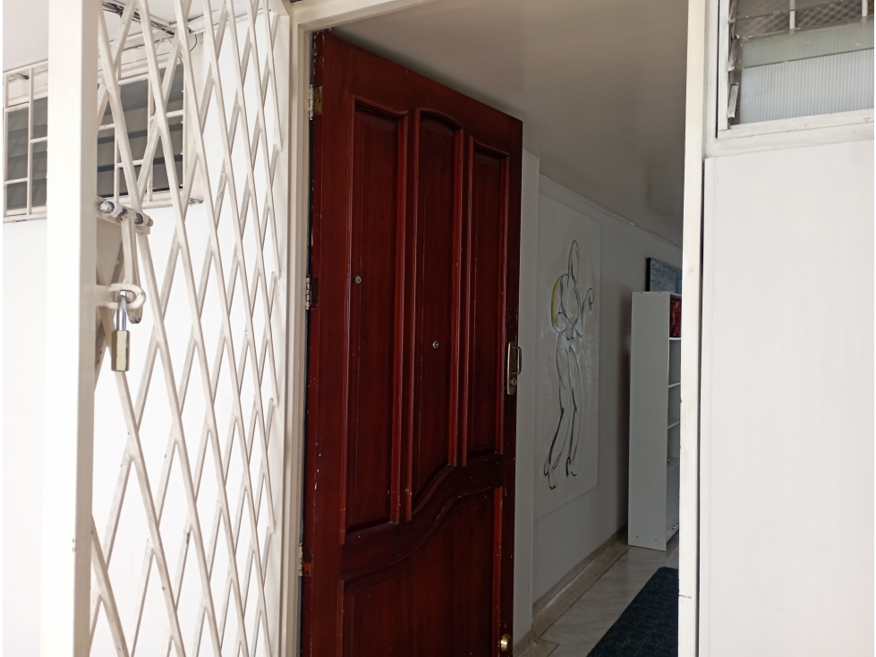VENDO APARTA ESTUDIO / CENTRO — foto 4