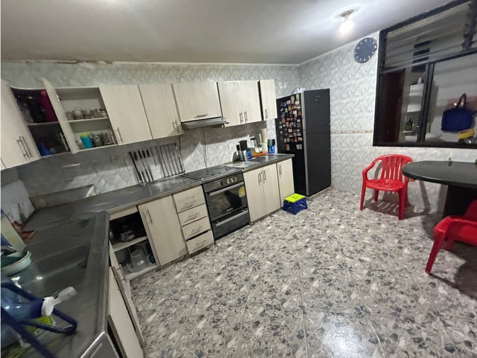 VENDEMOS CASA AMPLIA EN SAN ALONSO — foto 6