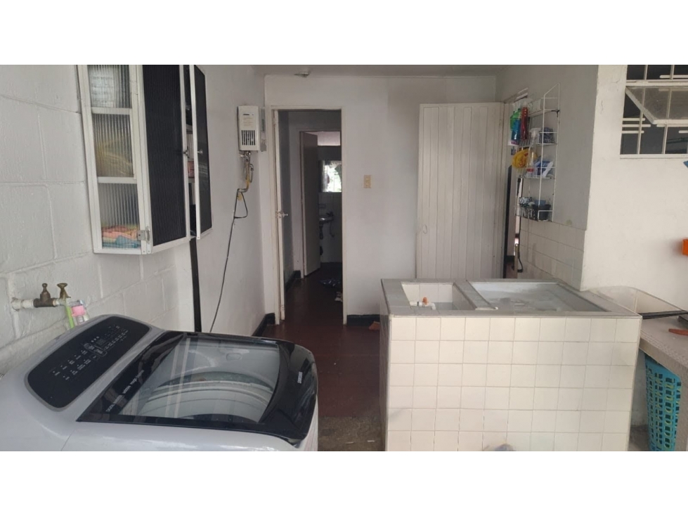 VENDEMOS CASA 2 PISOS - SAN ALONSO — foto 6