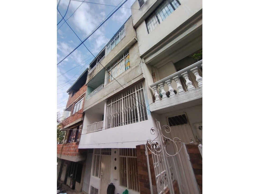 VENDEMOS APARTAMENTO - MONTEREDONDO