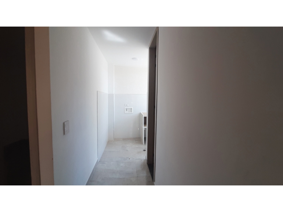 VENDEMOS APARTAMENTO - EL LLANITO / GIRON